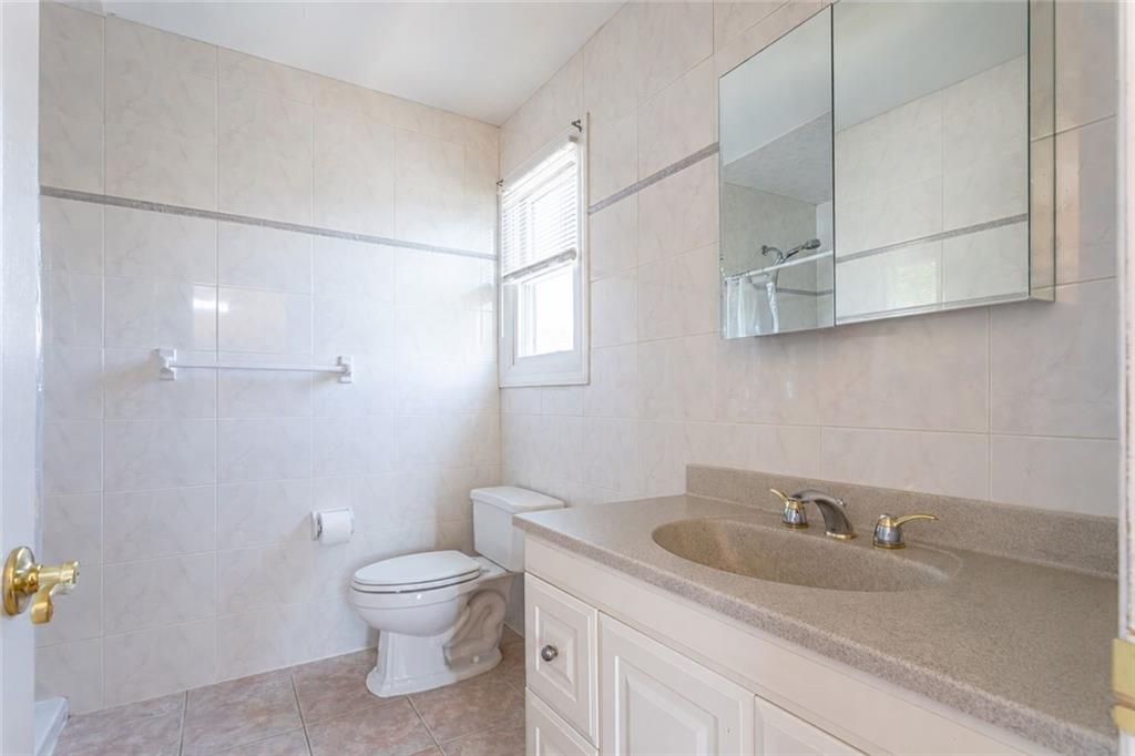 443 Amherst Avenue Oakwood Staten Island NY 10306