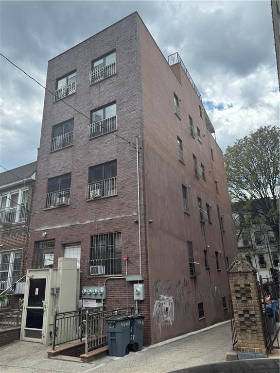 916 41st Street Sunset Park Brooklyn NY 11219