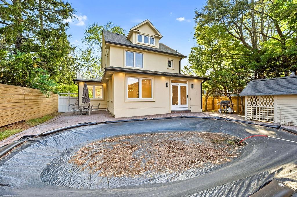 55 Wadsworth Road Shore Acres Staten Island NY 10305