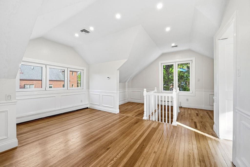 55 Wadsworth Road Shore Acres Staten Island NY 10305