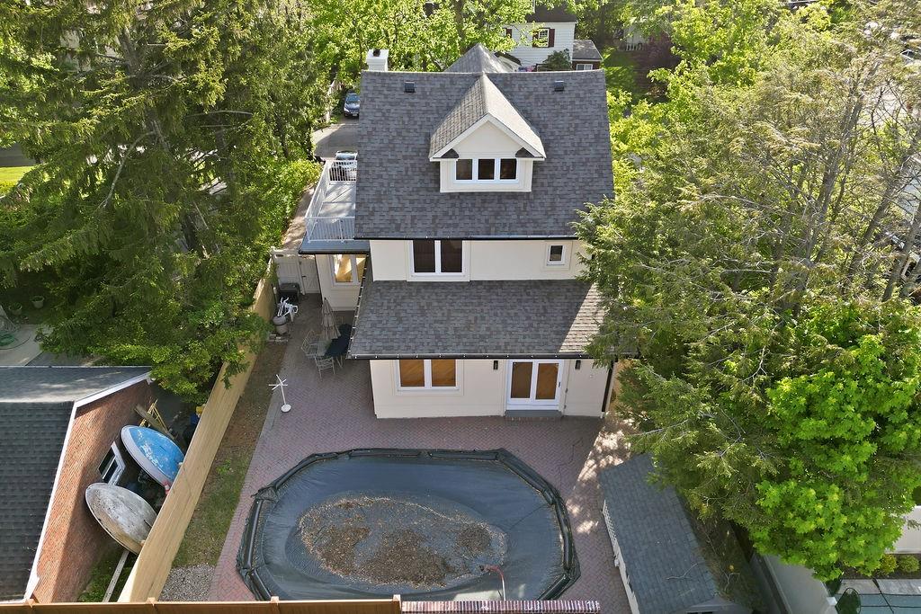 55 Wadsworth Road Shore Acres Staten Island NY 10305