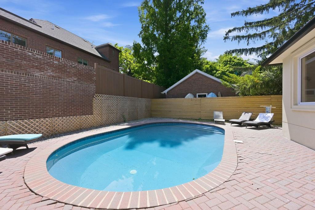 55 Wadsworth Road Shore Acres Staten Island NY 10305