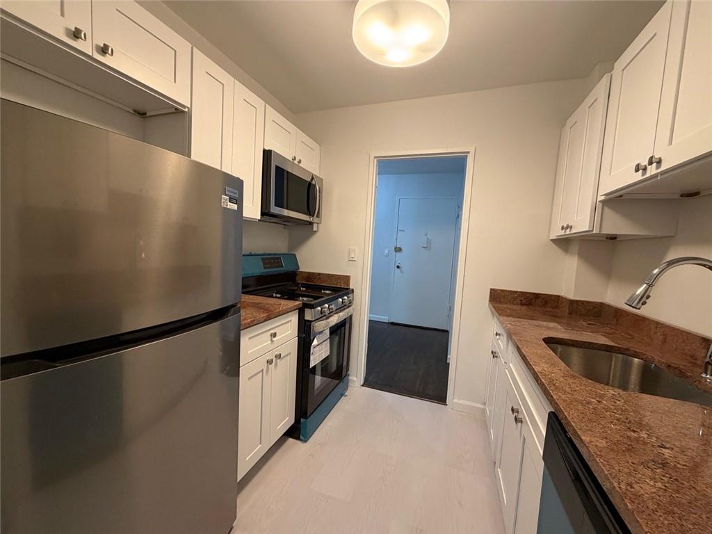 100 Colfax Avenue Grant City Staten Island NY 10306