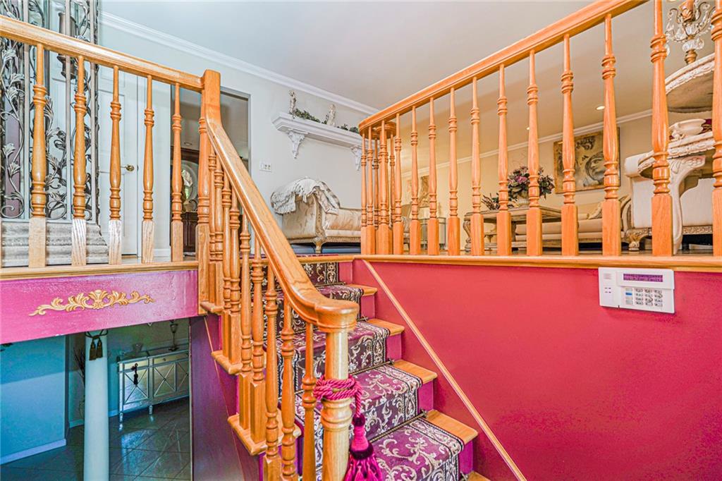 29 South Drum Street Pleasant Plains Staten Island NY 10309