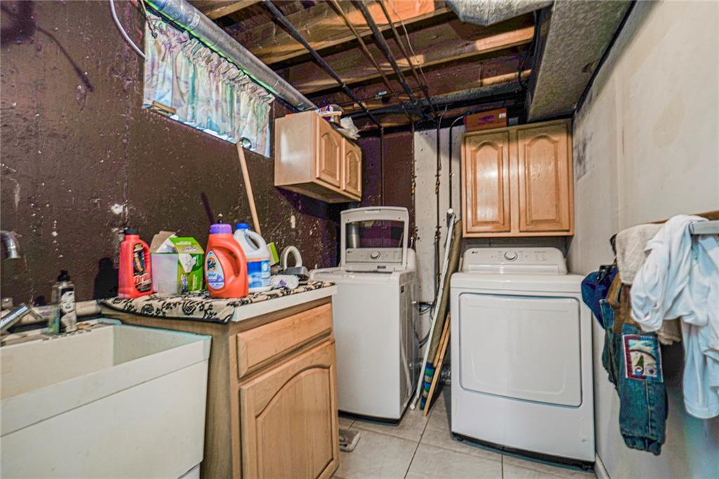 29 South Drum Street Pleasant Plains Staten Island NY 10309
