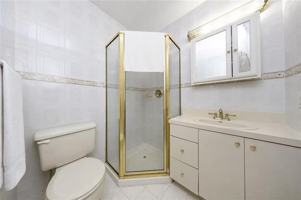 63 Arden Avenue Arden Heights Staten Island NY 10312