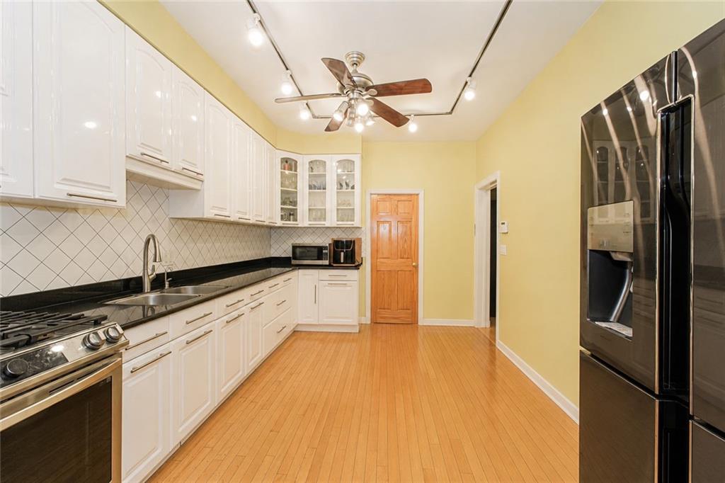 7215 13th Avenue Dyker Heights Brooklyn NY 11228