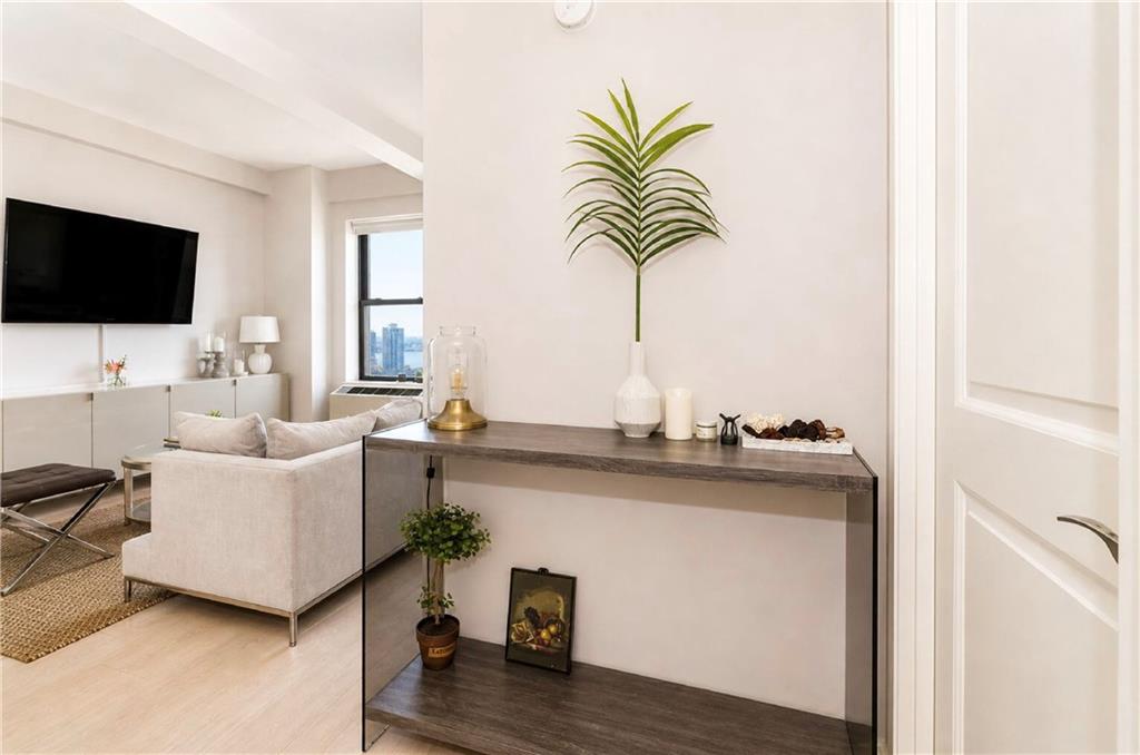 20 West Street Financial District New York NY 10004