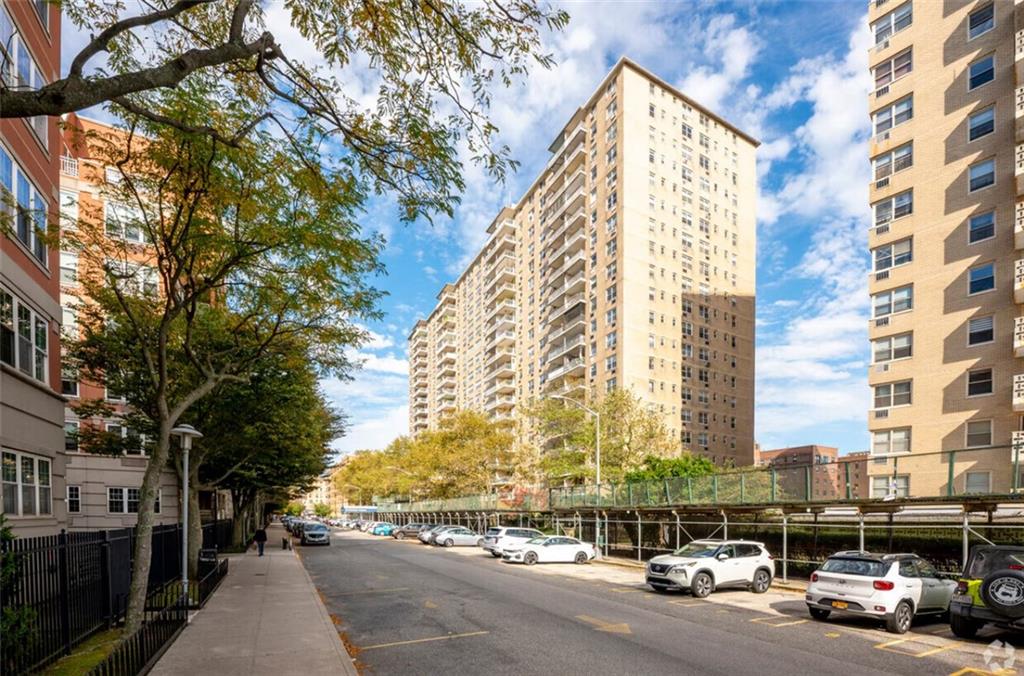35 Seacoast Terrace Brighton Beach Brooklyn NY 11235