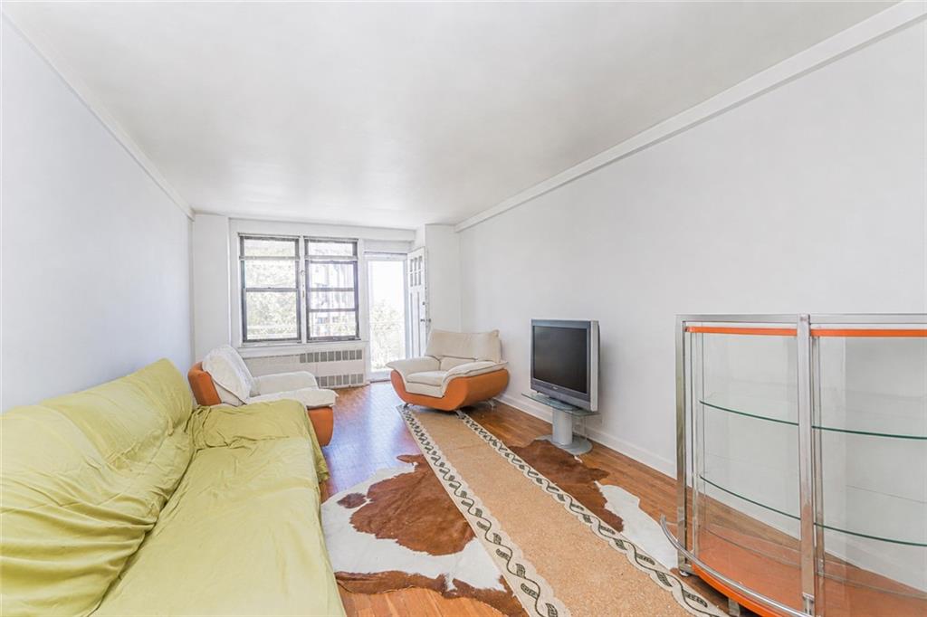 3235 Emmons Avenue Sheepshead Bay Brooklyn NY 11235