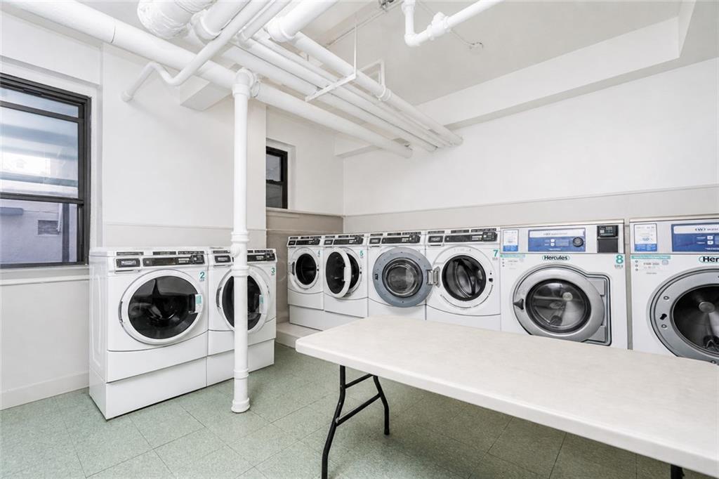 3235 Emmons Avenue Sheepshead Bay Brooklyn NY 11235