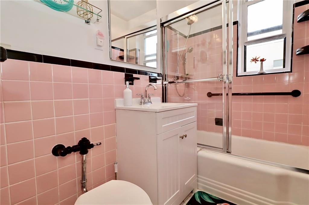 1811 Ocean Parkway Homecrest Brooklyn NY 11223
