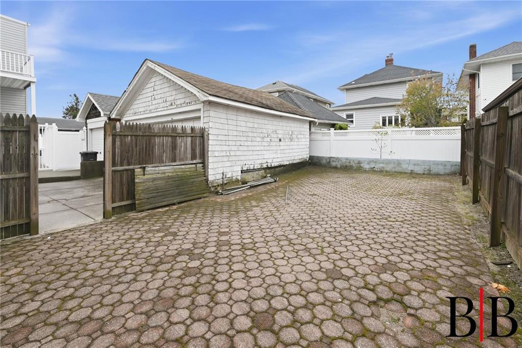 533 Beach 130th Street Belle Harbor Belle Harbor NY 11694