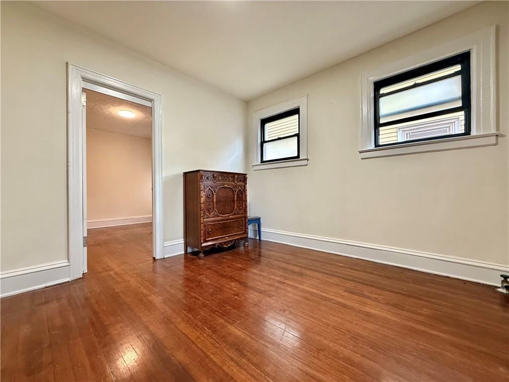 5718 79th Avenue Glendale Ridgewood NY 11385