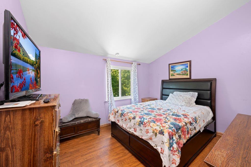 84 Long Pond Lane Clifton Staten Island NY 10304