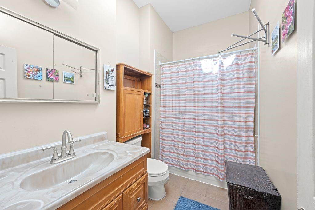 84 Long Pond Lane Clifton Staten Island NY 10304