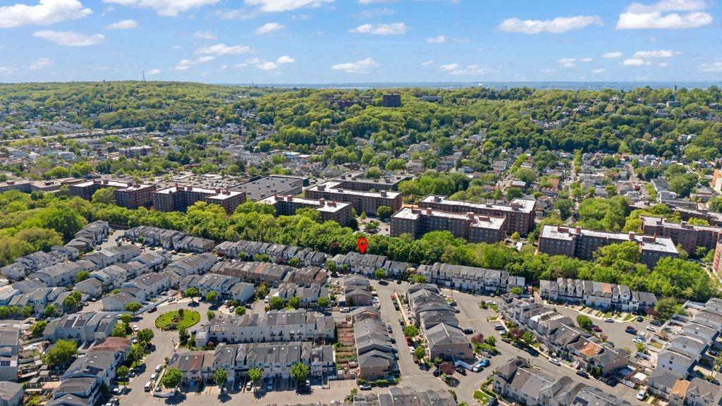 84 Long Pond Lane Clifton Staten Island NY 10304