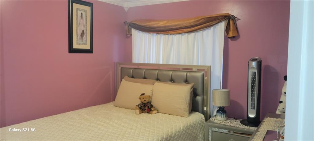 913 Euclid Avenue East New York Brooklyn NY 11208