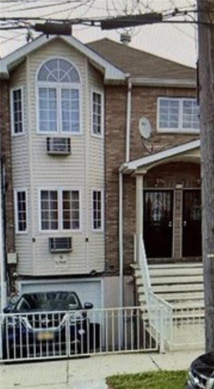 913 Euclid Avenue East New York Brooklyn NY 11208