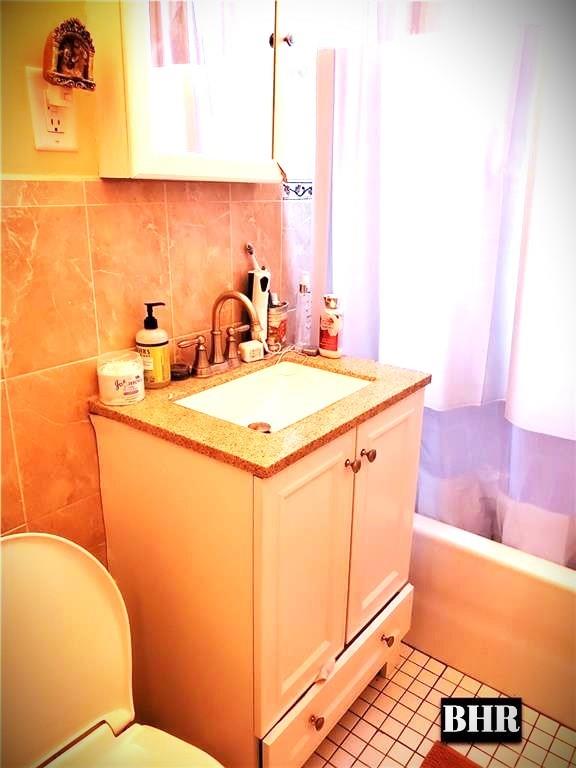 3105 Avenue V Sheepshead Bay Brooklyn NY 11229