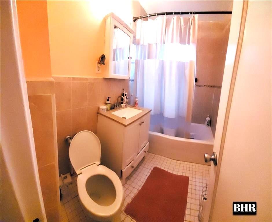 3105 Avenue V Sheepshead Bay Brooklyn NY 11229