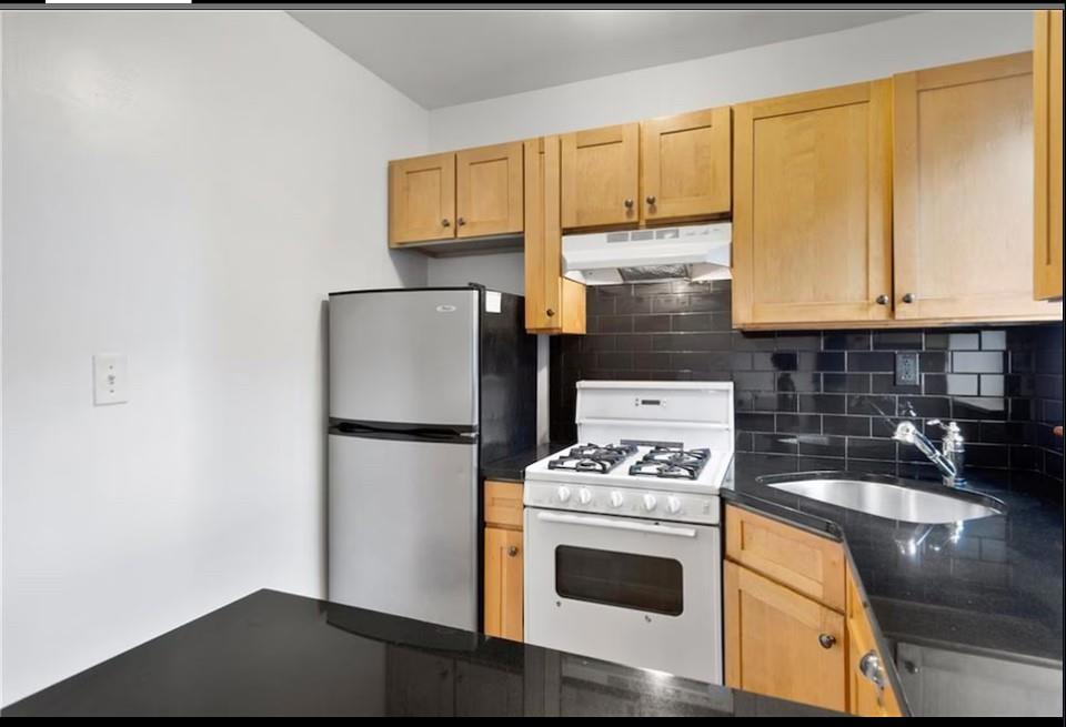 129 Beach 118th Street Rockaway Park Rockaway Park NY 11694