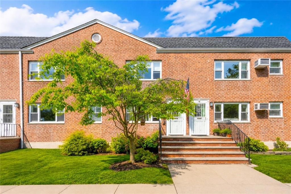 365 Bay 8th Street Dyker Heights Brooklyn NY 11228