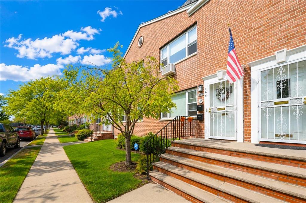 365 Bay 8th Street Dyker Heights Brooklyn NY 11228