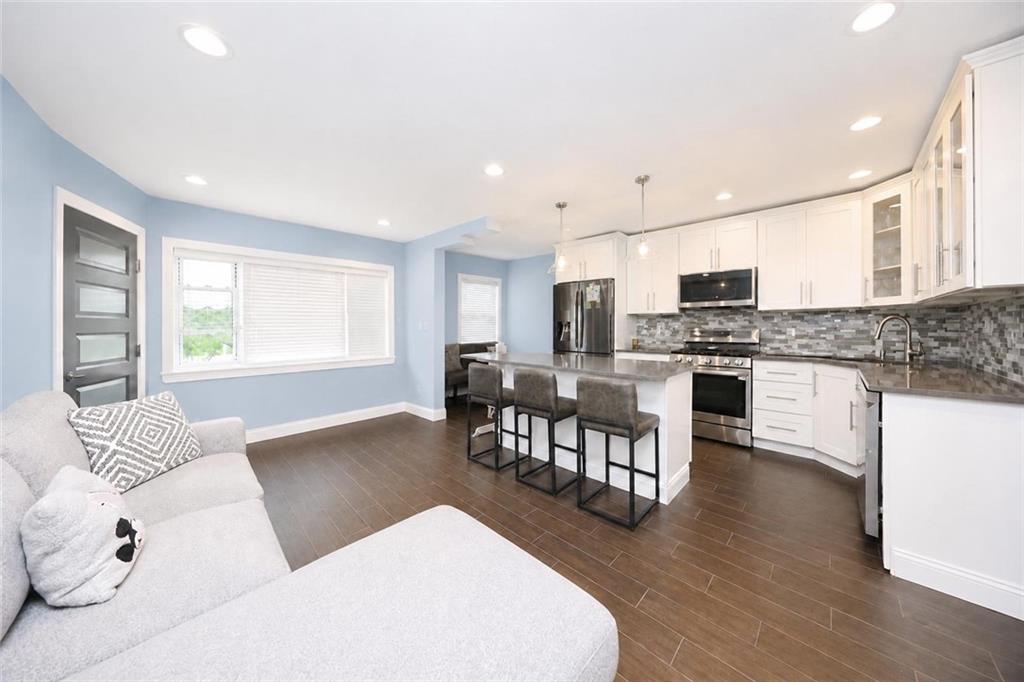 365 Bay 8th Street Dyker Heights Brooklyn NY 11228