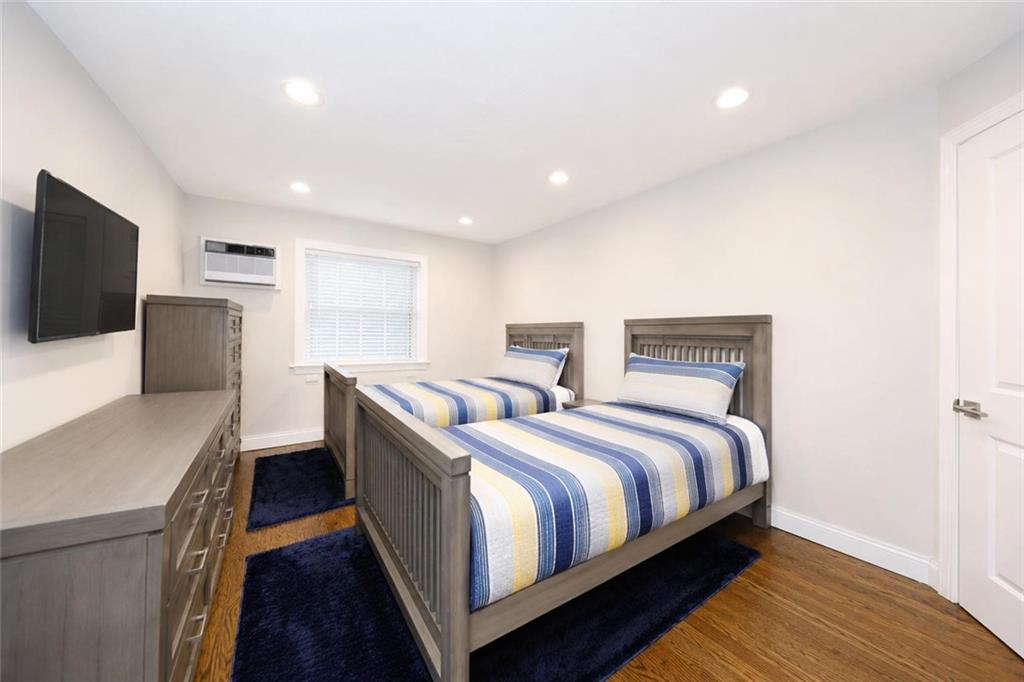 365 Bay 8th Street Dyker Heights Brooklyn NY 11228