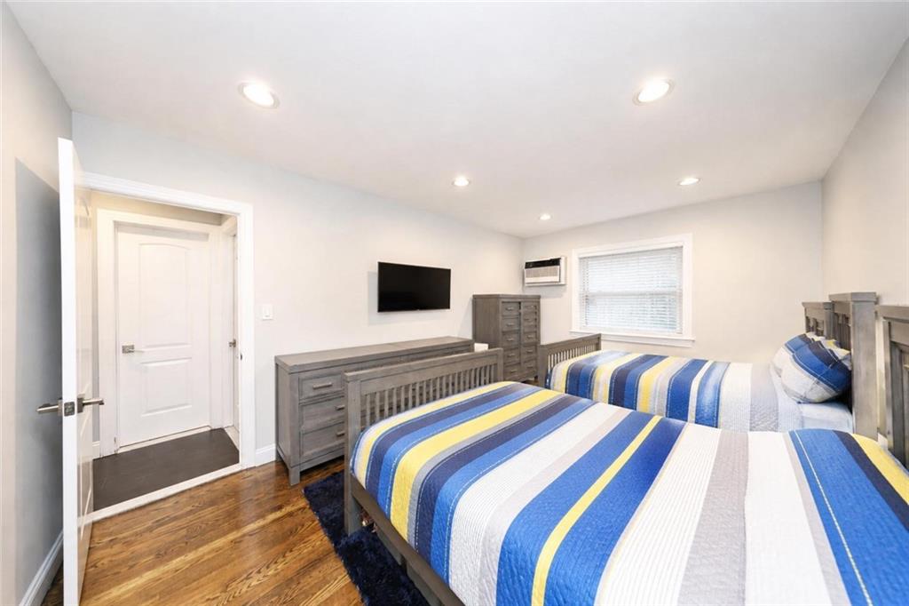 365 Bay 8th Street Dyker Heights Brooklyn NY 11228