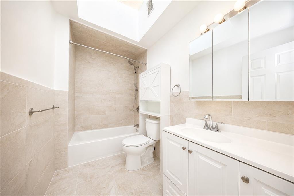 54 Rupert Avenue Willowbrook Staten Island NY 10314