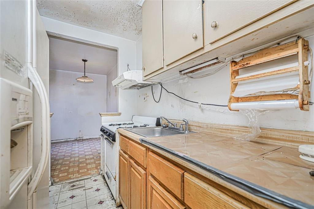1213 Z Avenue Sheepshead Bay Brooklyn NY 11235