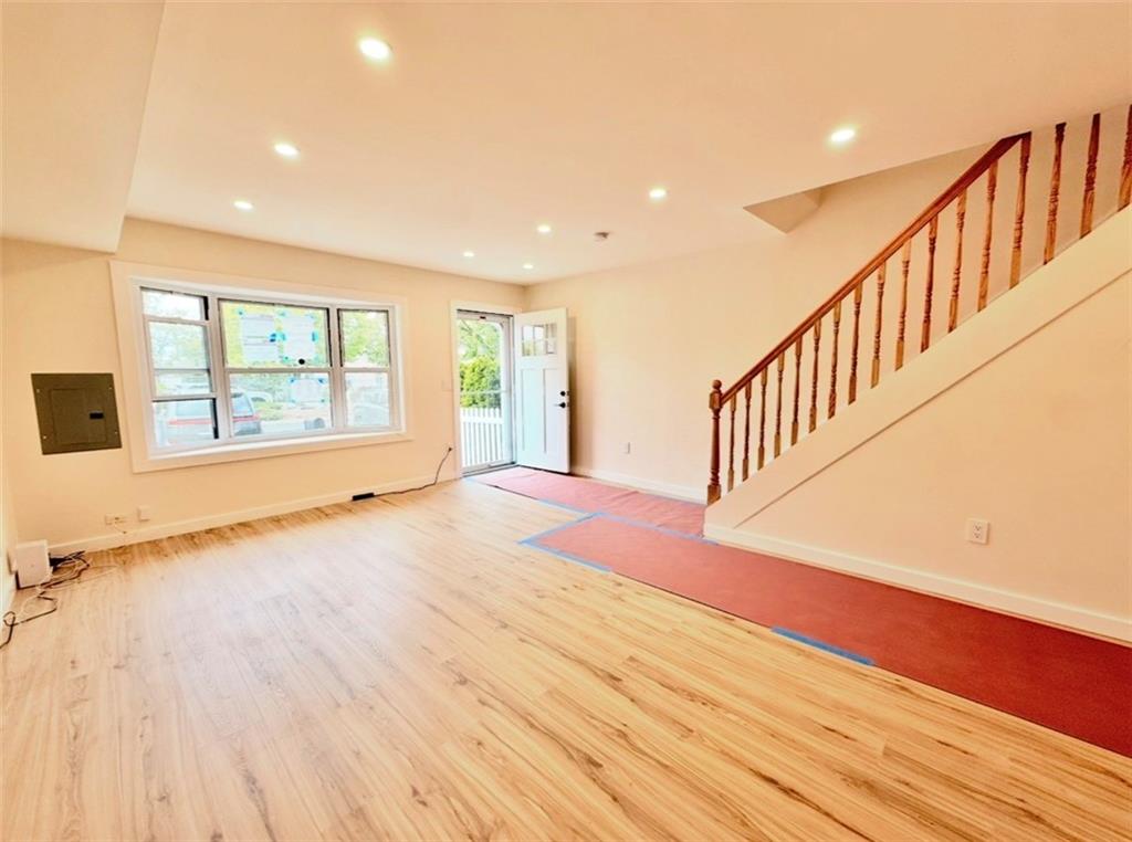 260 Milton Avenue Oakwood Staten Island NY 10306