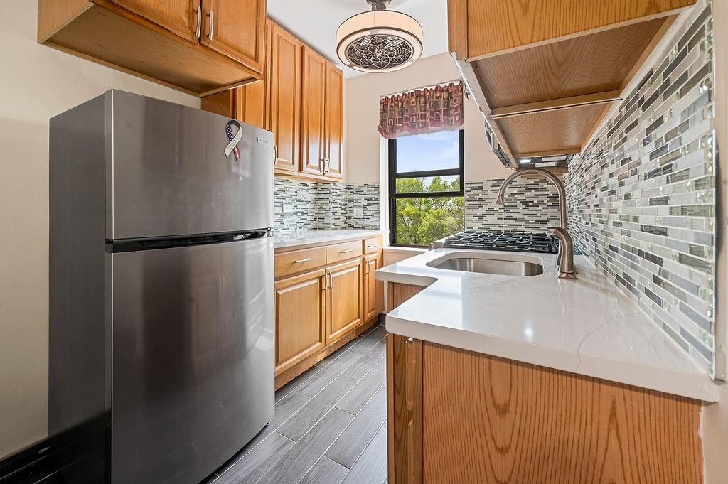 9265 Shore Road Bay Ridge Brooklyn NY 11209