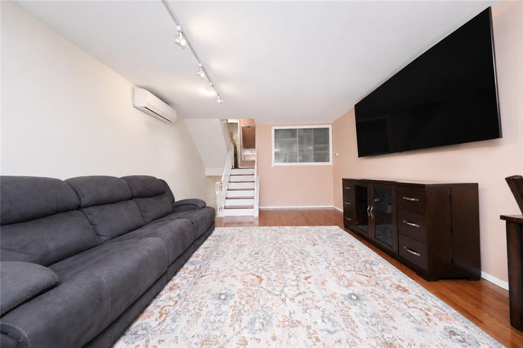 220 Slater Boulevard Midland Beach Staten Island NY 10305