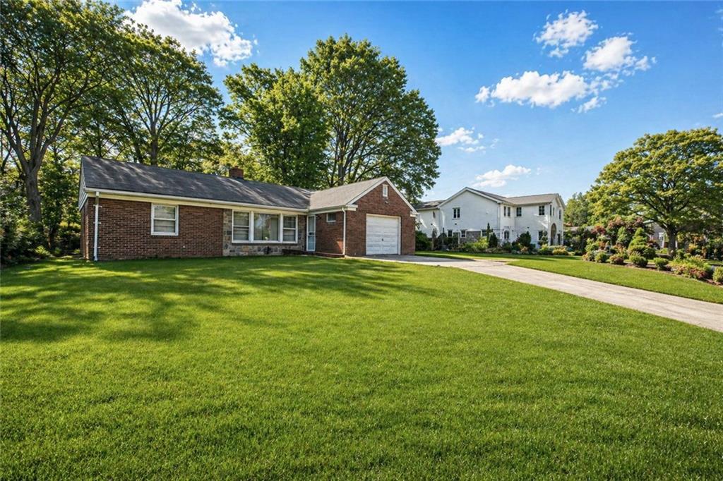 20 Delphine Terrace Grasmere Staten Island NY 10305