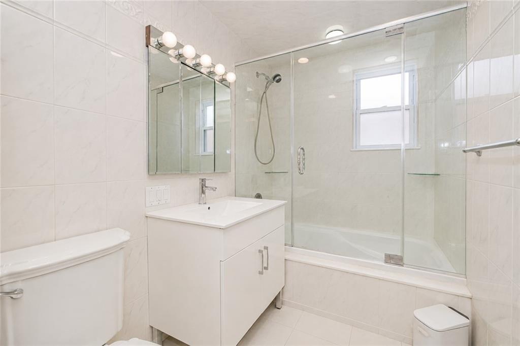7813 10th Avenue Dyker Heights Brooklyn NY 11228