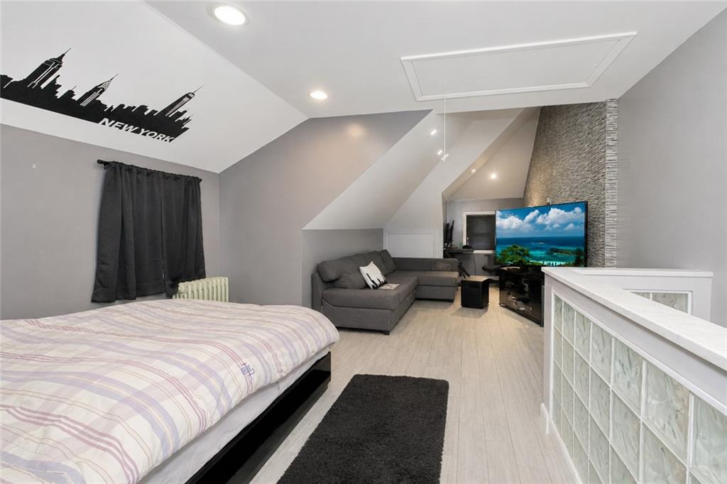 7813 10th Avenue Dyker Heights Brooklyn NY 11228