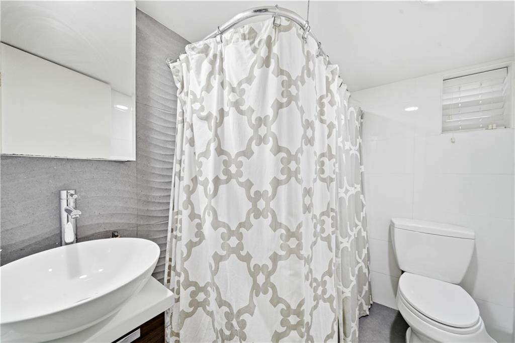 1749 East 24th Street Madison Brooklyn NY 11229