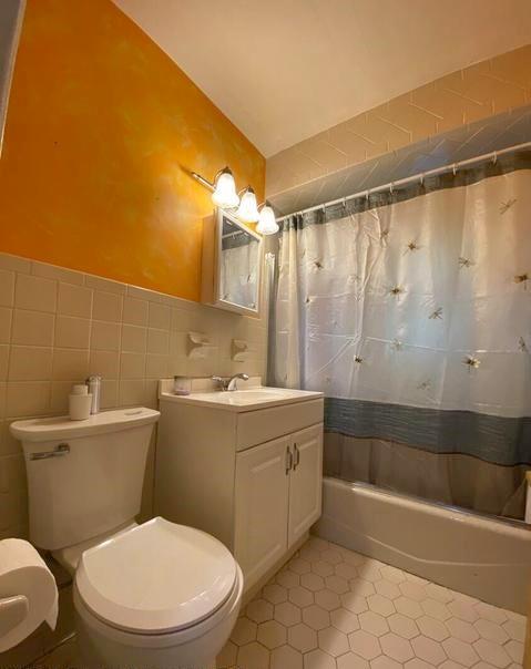 166 Arlo Road Grymes Hill Staten Island NY 10301