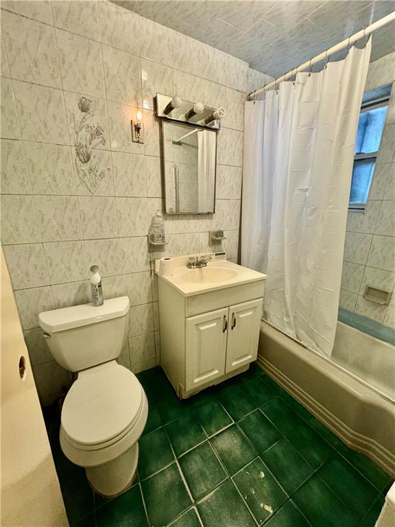 1527 East 34th Street Marine Park Brooklyn NY 11234