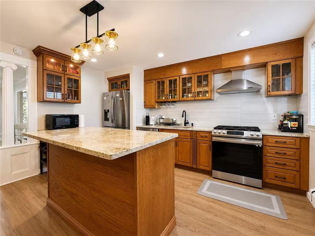 8876 17th Avenue Bath Beach Brooklyn NY 11214