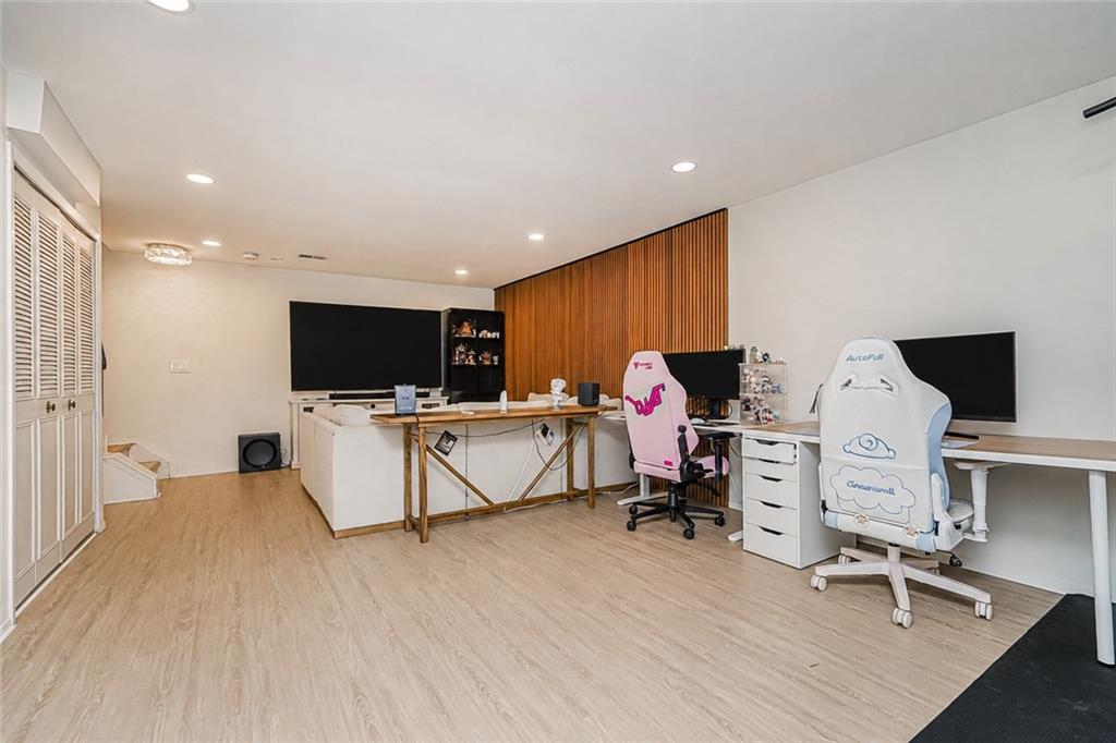999 West Fingerboard Road Grasmere Staten Island NY 10304