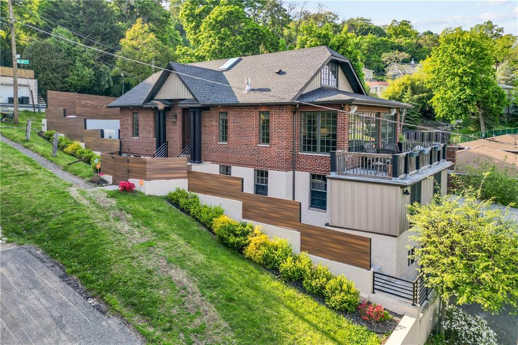 4 Wilson Terrace Emerson Hill Staten Island NY 10304