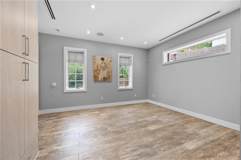 4 Wilson Terrace Emerson Hill Staten Island NY 10304