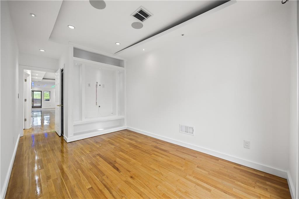 2883 Cropsey Avenue Gravesend Brooklyn NY 11214