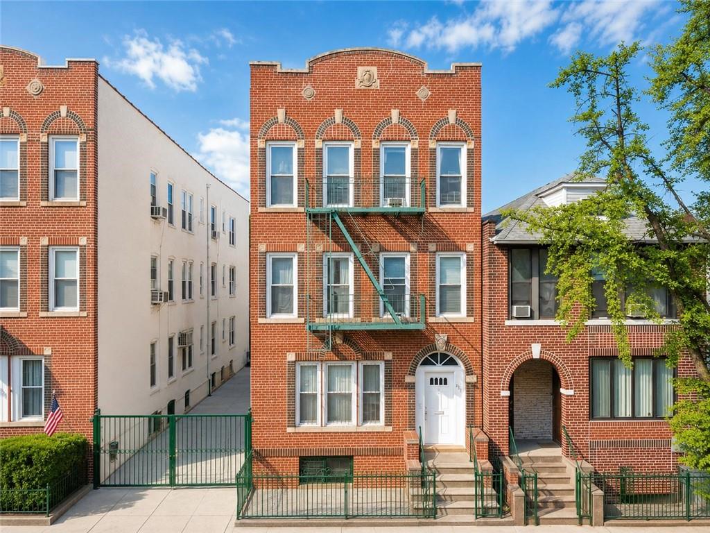 827 49th Street Sunset Park Brooklyn NY 11220