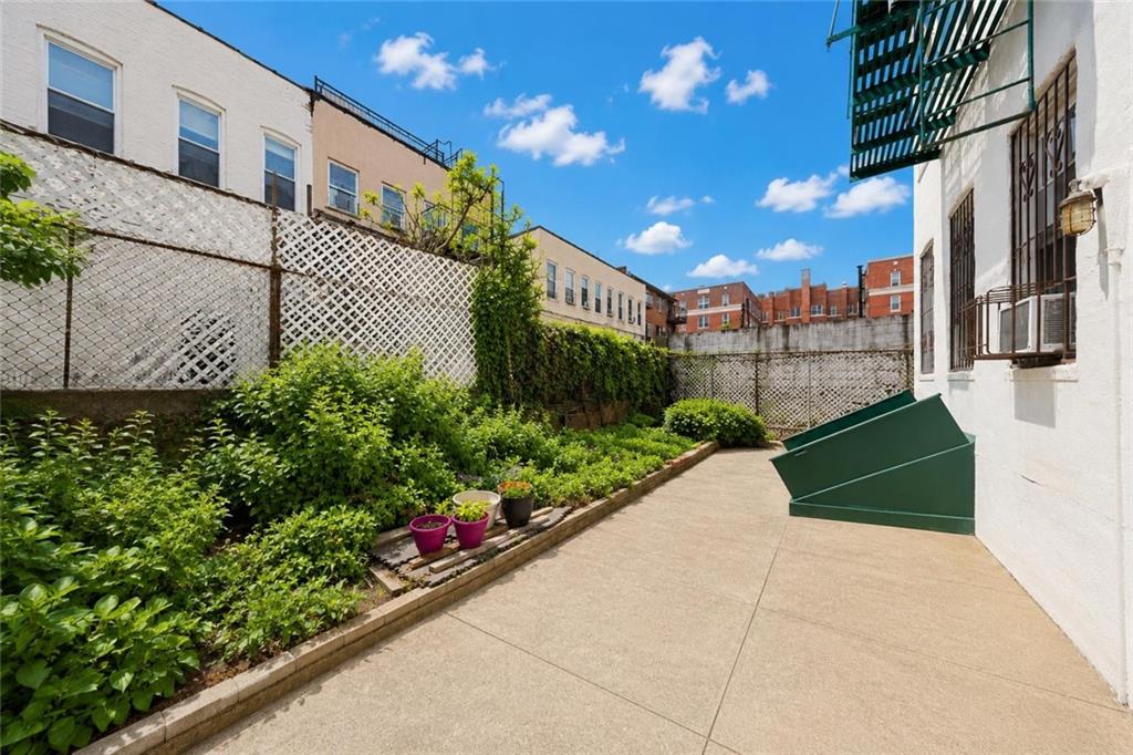 827 49th Street Sunset Park Brooklyn NY 11220