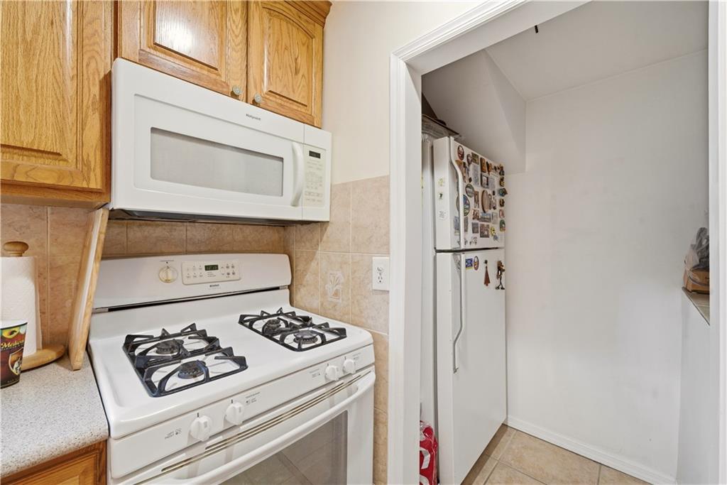 15 Russel Avenue Out of NYC Nassau NY 11714